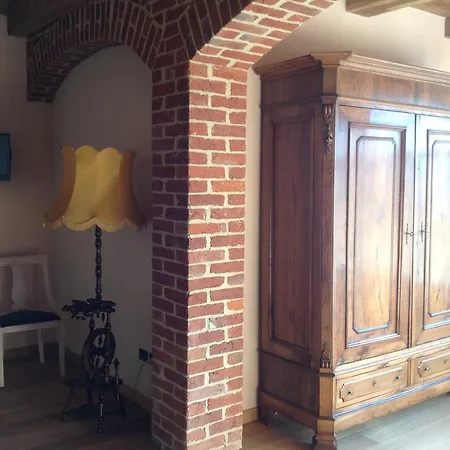 לינה וארוחת בוקר Cascina Bertona Villafranca d'Asti